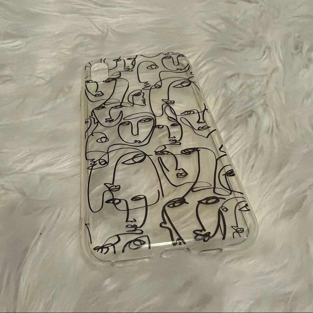 Faces XS Max Phone Case ✨